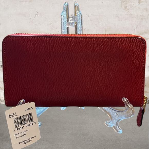 Coach NWT Crossgrain Leather Accordian Zip Wallet Red - Picture 1 of 6
